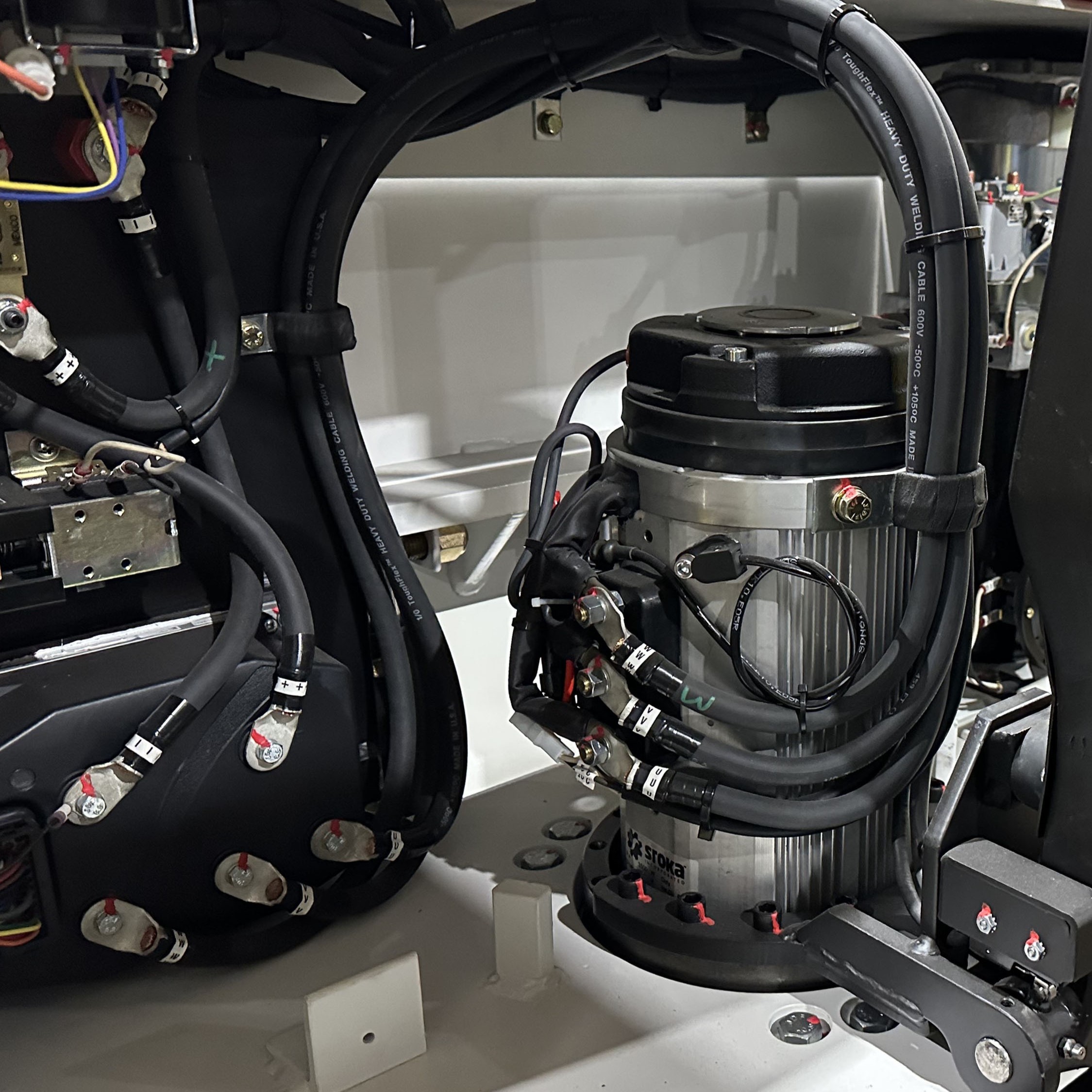 AC drive motor system on the Sroka LWP-80 electric walkie pallet truck