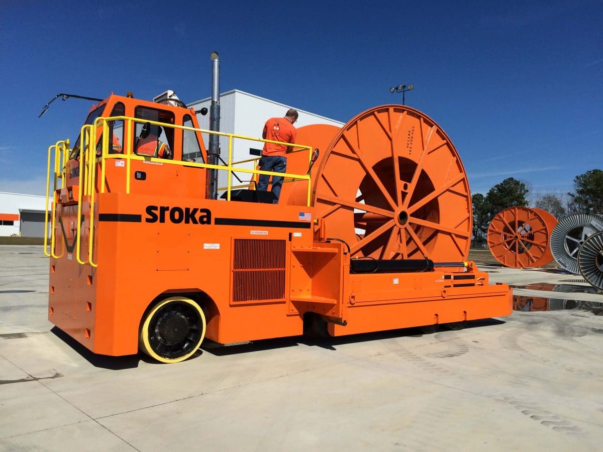 Bobbin Handler 70 MT Loaded with Reel Flange to the Side | Sroka